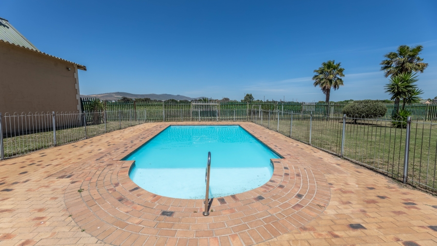 2 Bedroom Property for Sale in Table View Western Cape